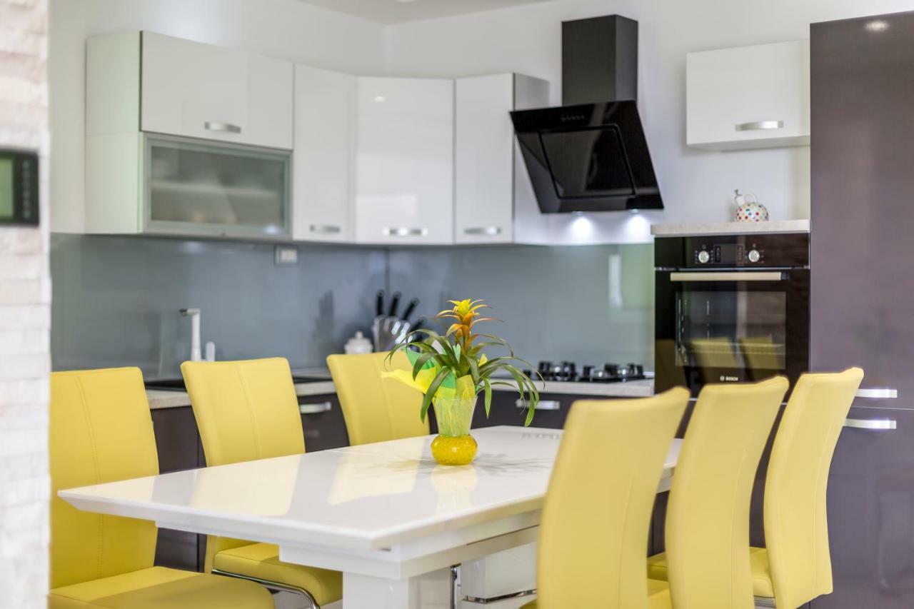 Sea Pearl Luxury Apartment Podstrana Esterno foto